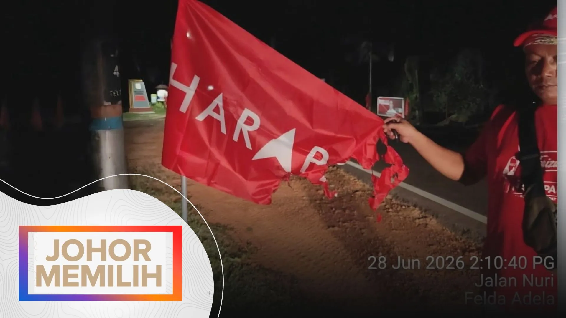 Johor Memilih: Calon PH kecam perbuatan bakar bendera semasa kempen