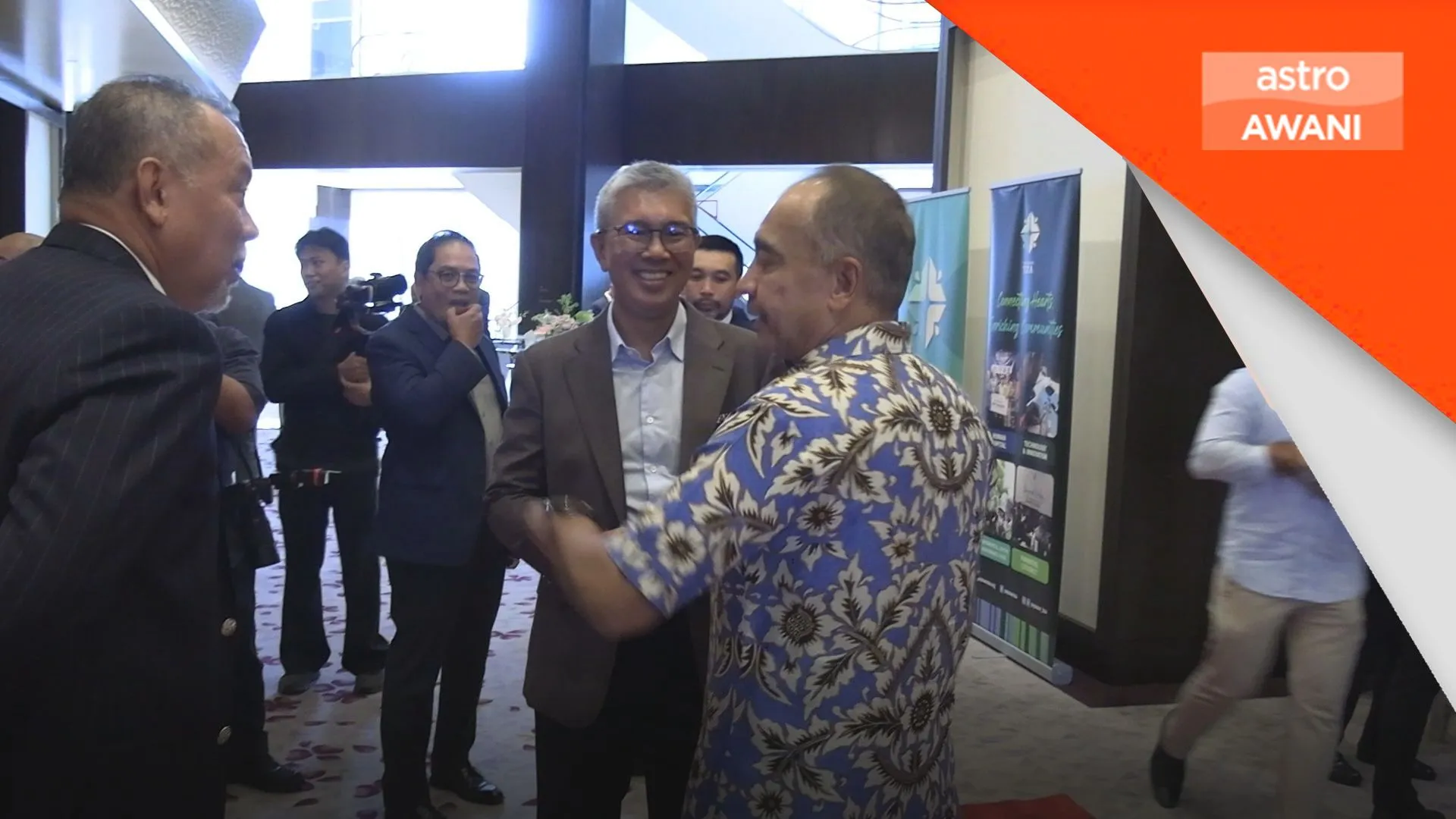 Zafrul terbuka bertanding, serah keputusan kepada pimpinan