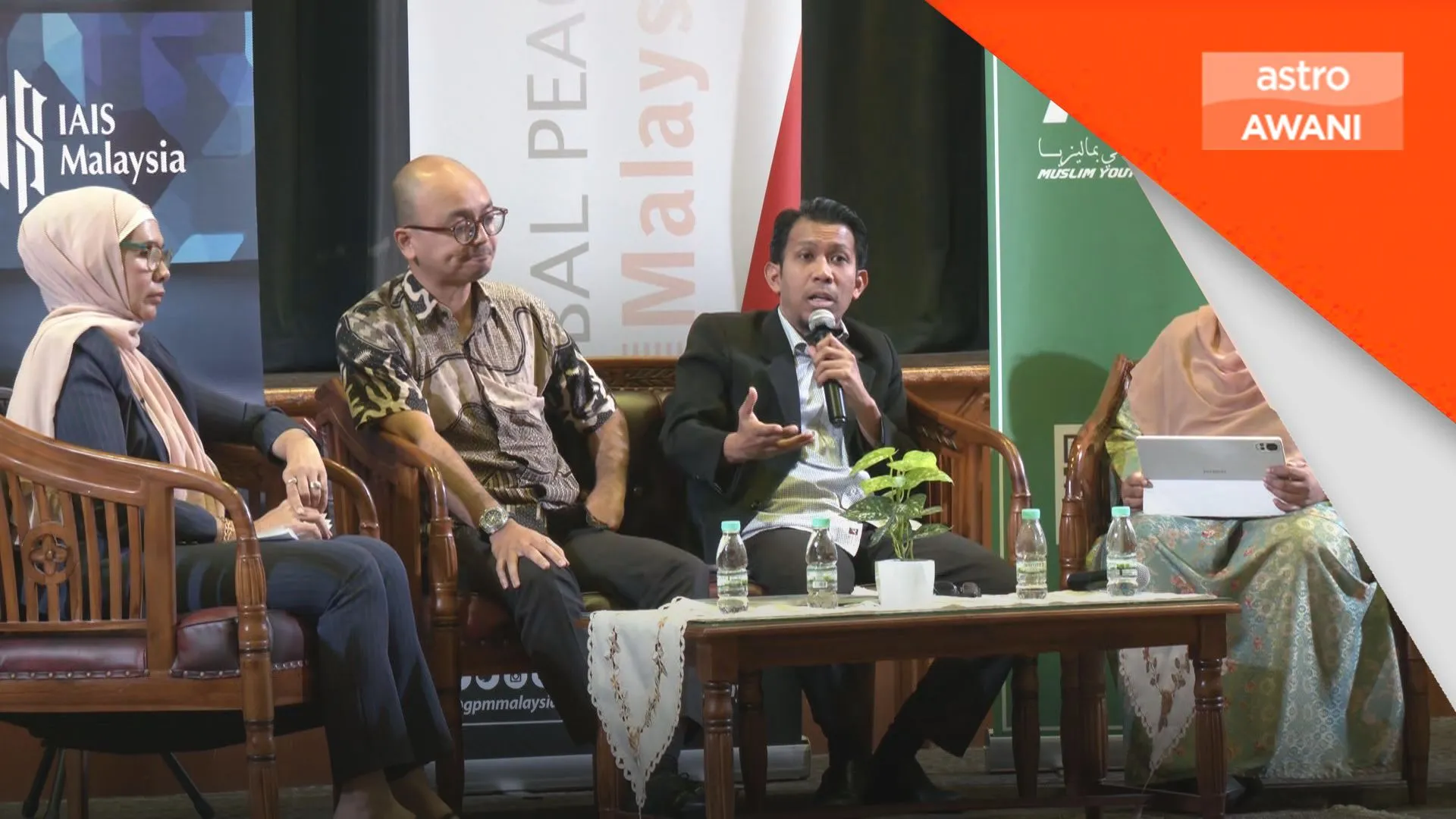Netizen patut tekan rejim Myanmar bukan Rohinya - Aktivis