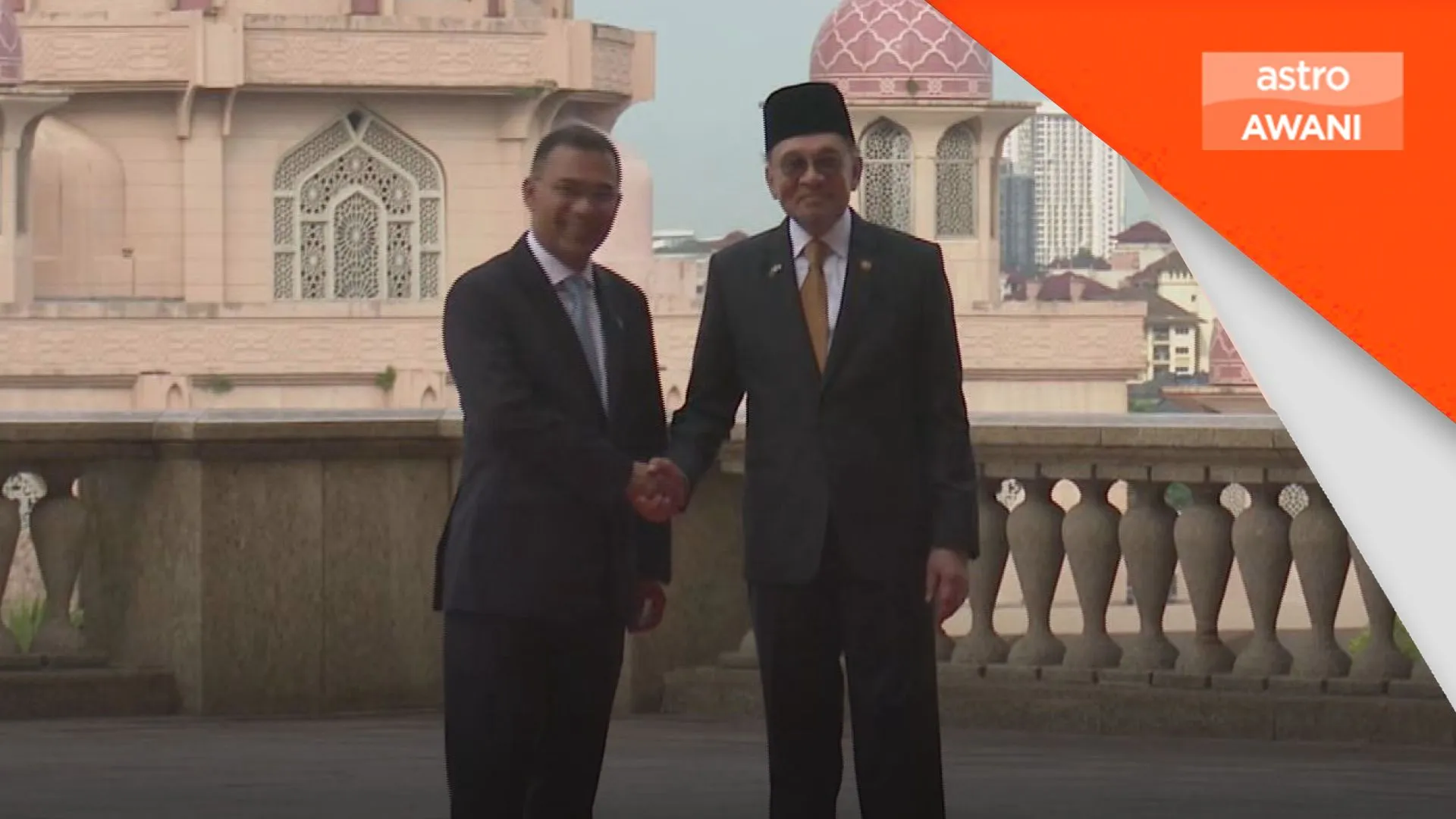 PM Bangladesh diberi sambutan rasmi di Putrajaya