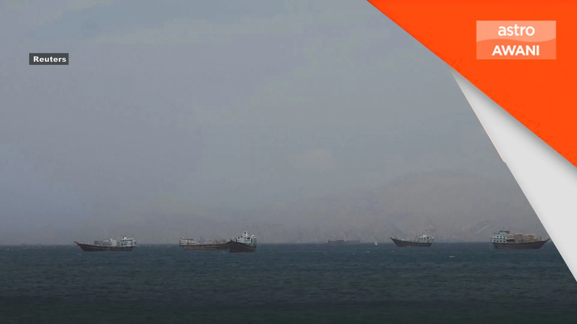 20 juta tong minyak lepasi Selat Hormuz dalam 24 jam