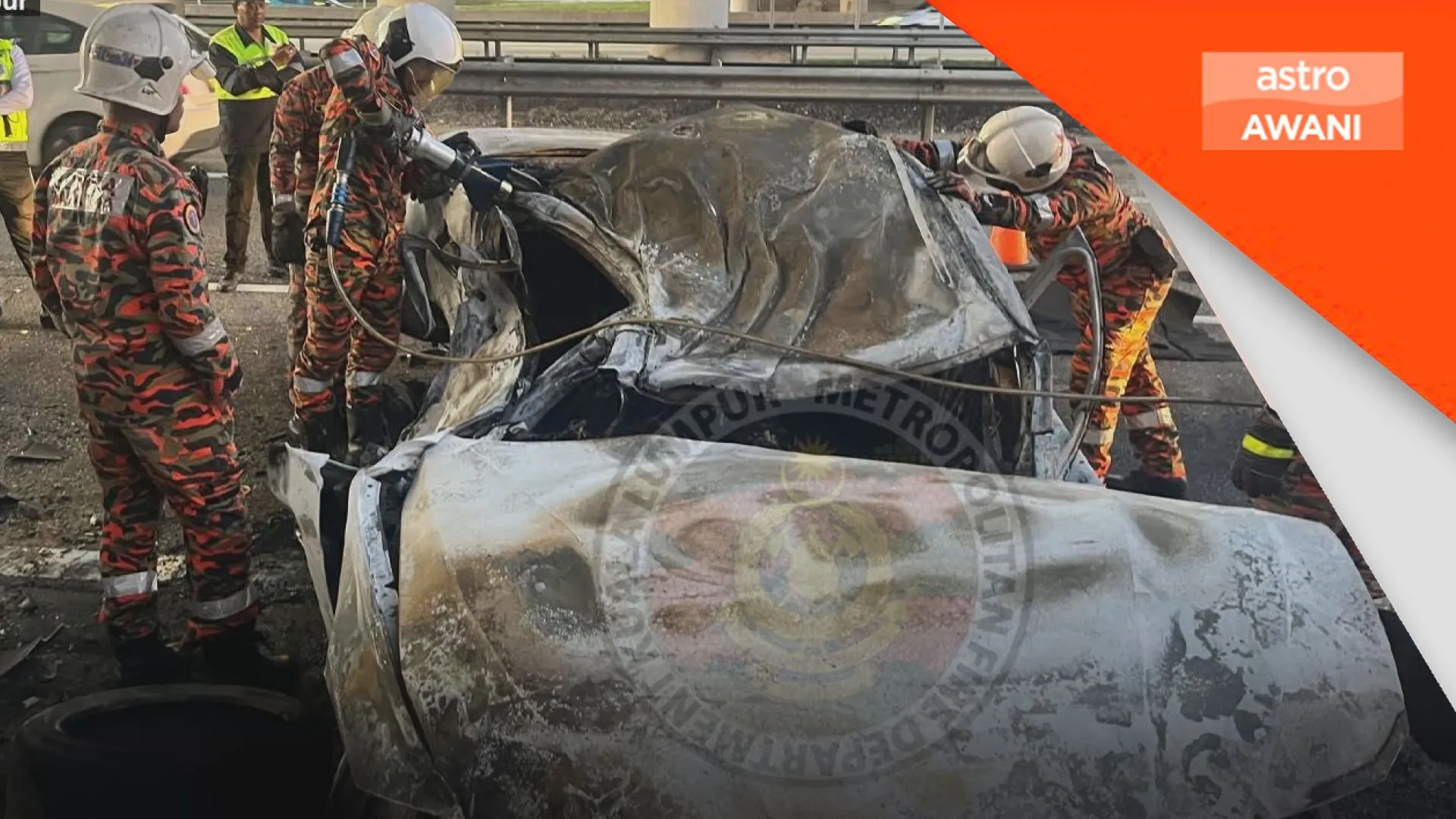 Dua rentung, BMW terbakar di DUKE; seorang terselamat