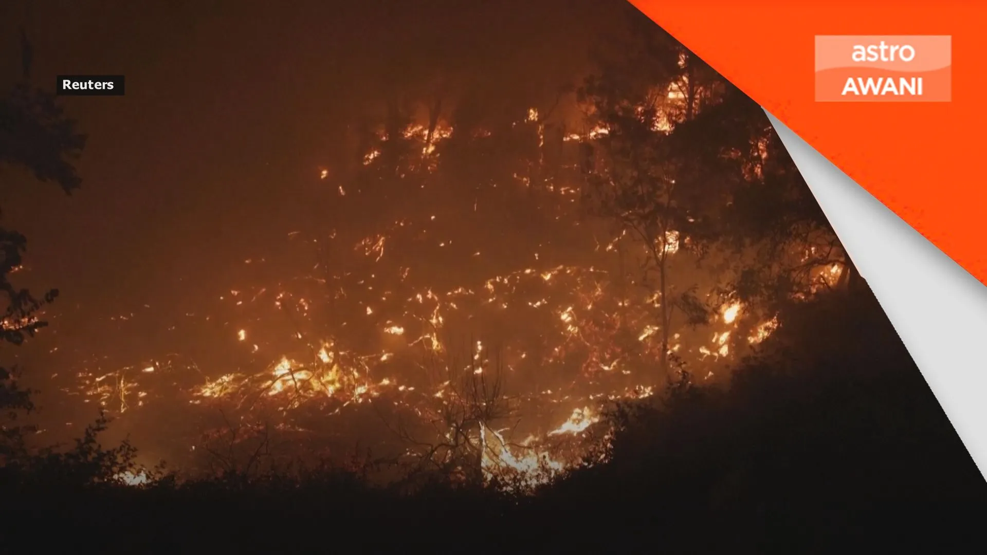 Kebakaran hutan besar landa Greece, dua kilang rentung