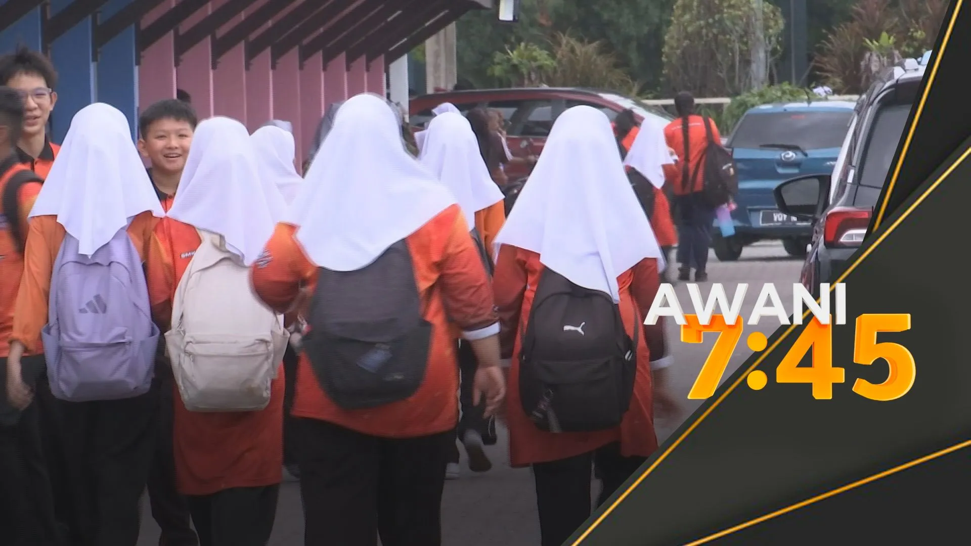 Ibu bapa titip pesanan buat anak, keselamatan sekolah diyakini