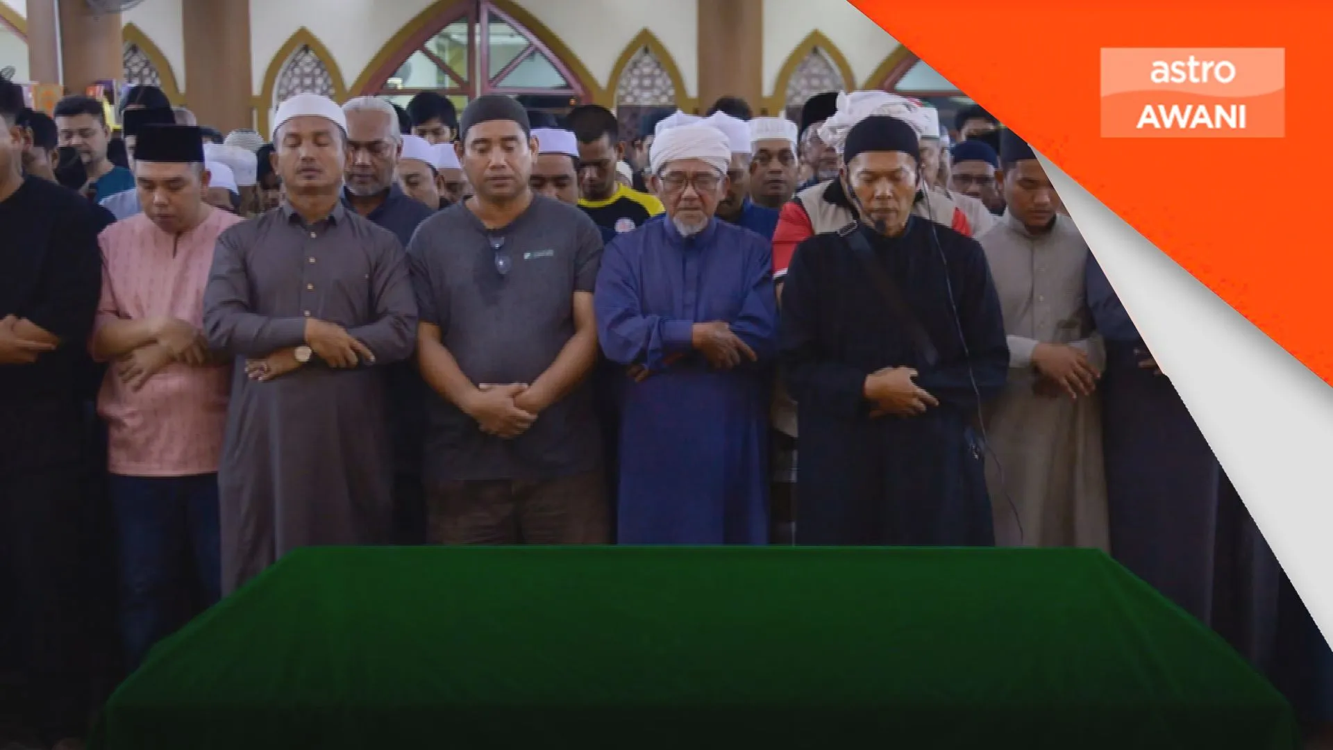 Jenazah Ahmad Shah selamat dikebumikan
