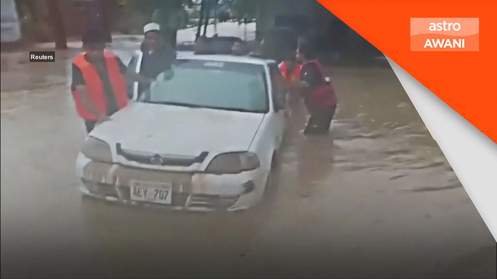 Angka korban monsun di Pakistan hampir cecah 100 orang