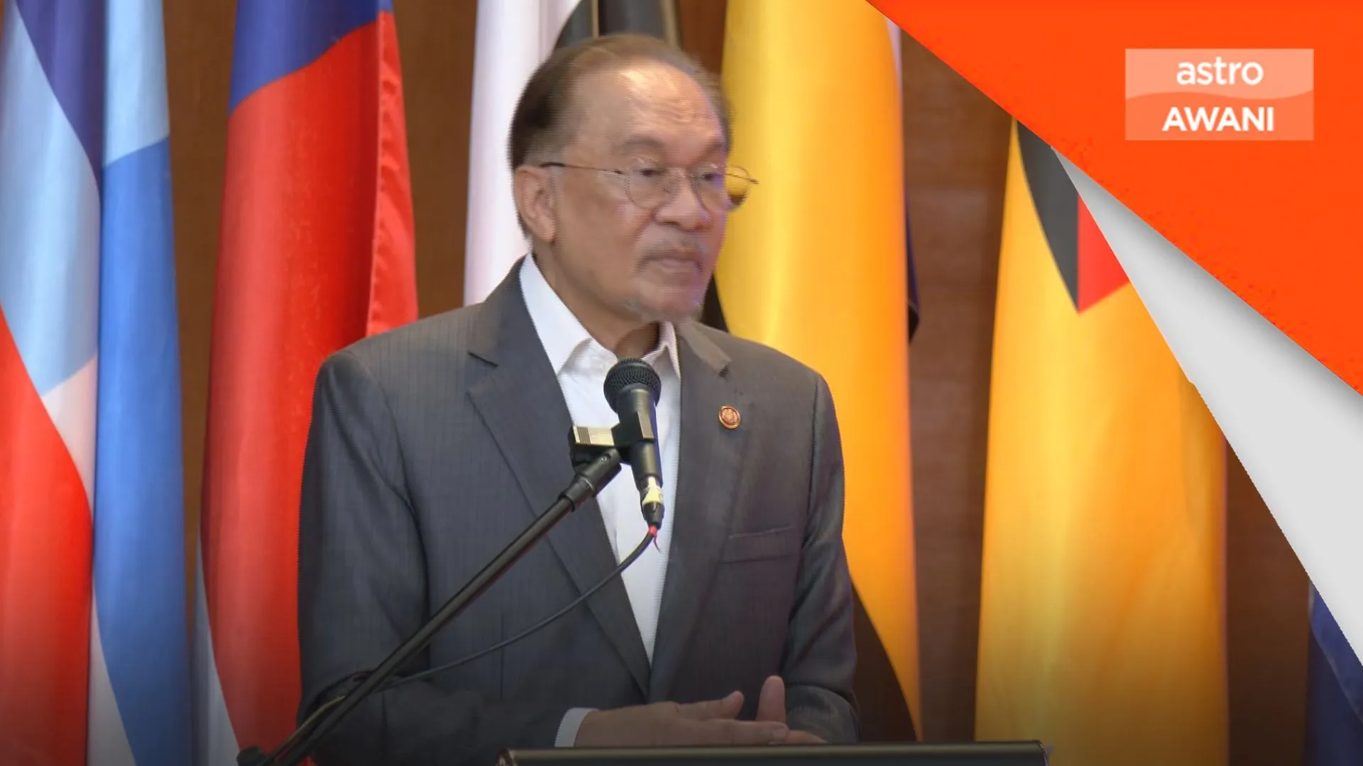 'Saya hormat pentadbir sekolah berani dedahkan kes buli' - PM