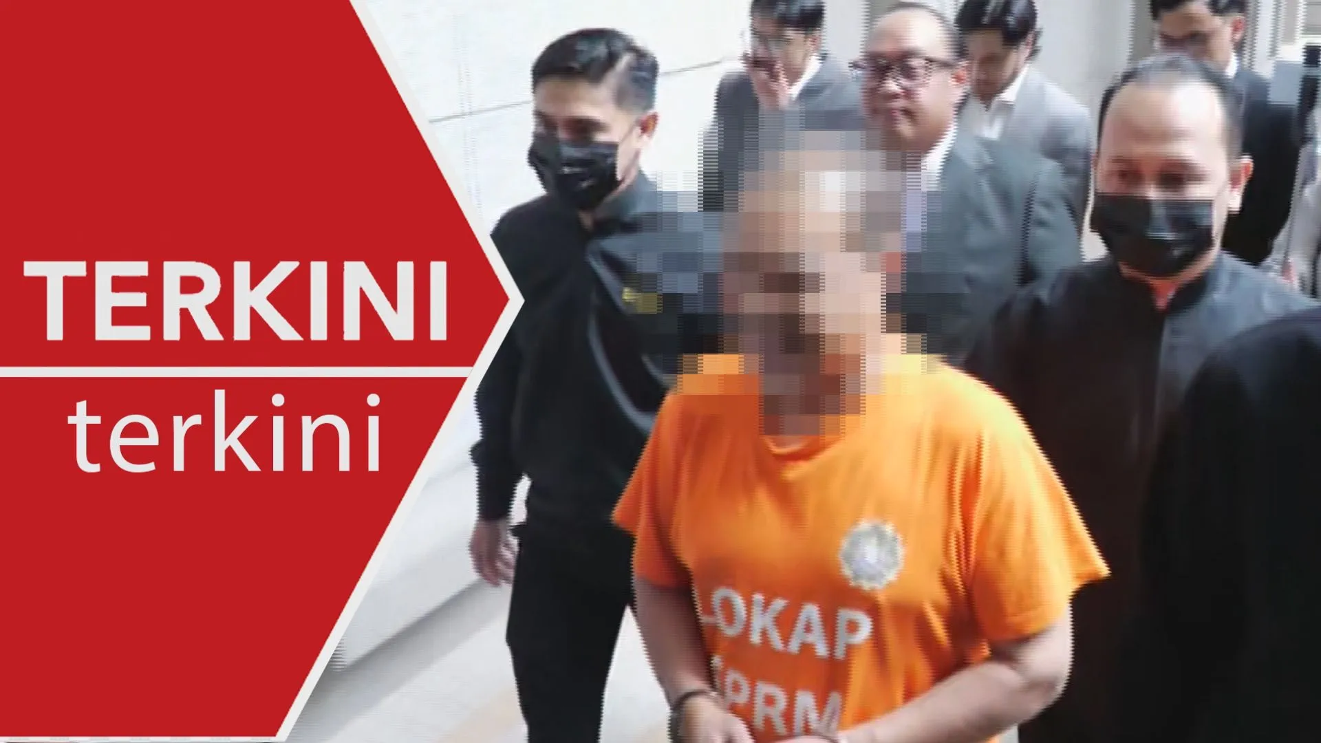 [TERKINI] Bekas menteri tiba di mahkamah untuk kebenaran reman