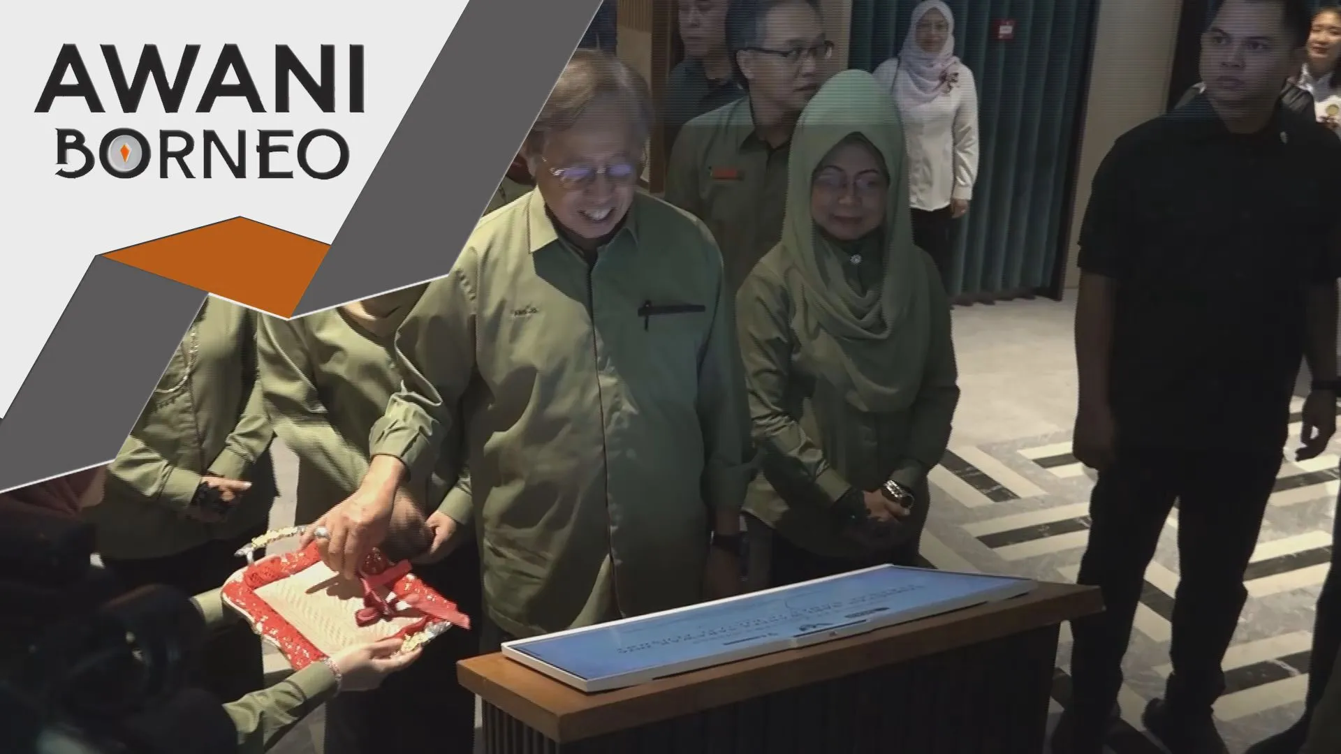 Abang Jo pertimbang cadangan Fatimah