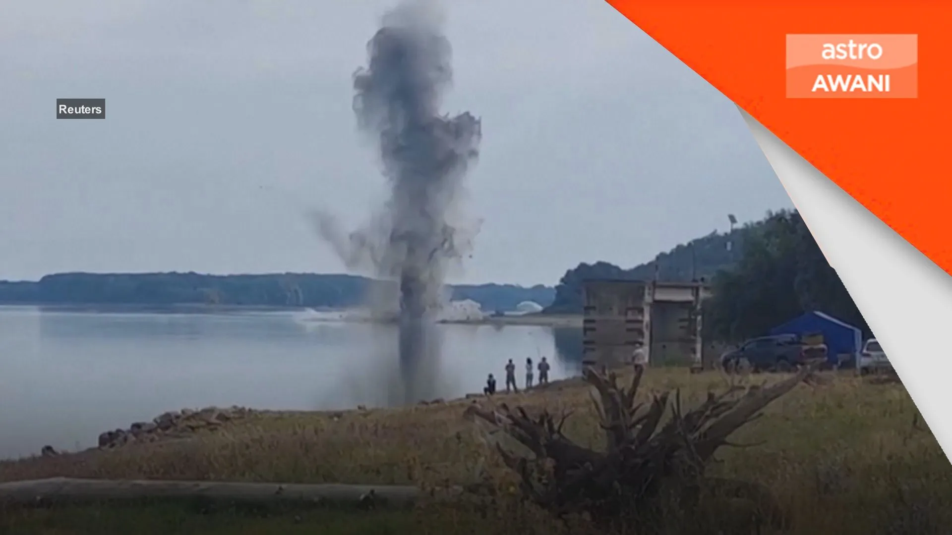 Romania letup batu di Danube untuk selamatkan loji nuklear