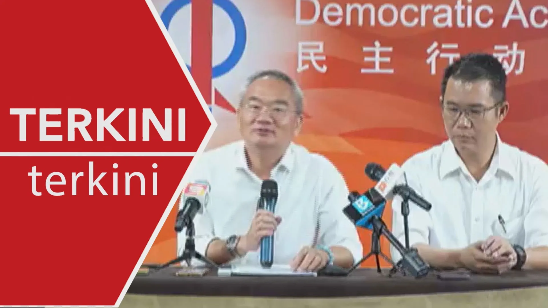 [TERKINI] Perwakilan DAP tentukan kekal atau keluar dengan kertas undi