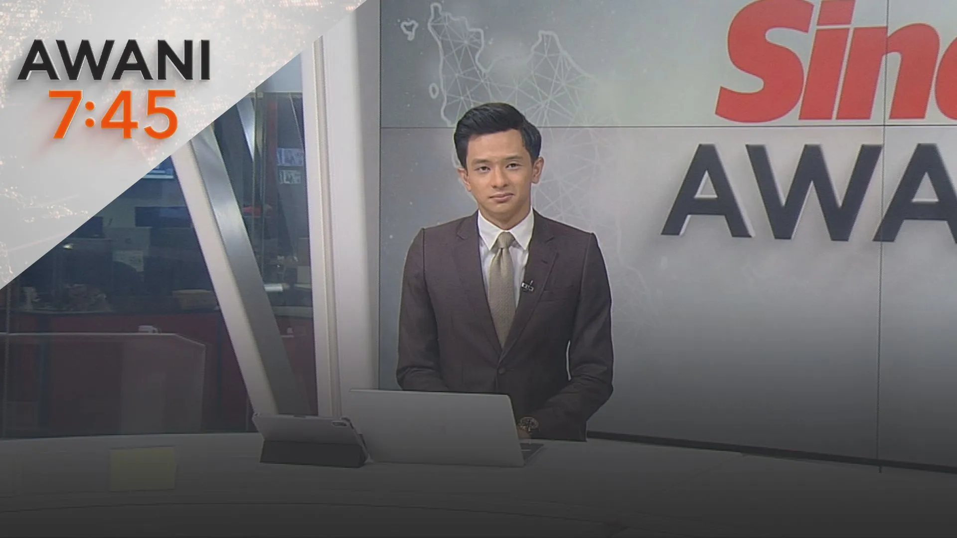 AWANI 7:45 [17/8/2026] – Pasang Bendera Terbalik | Malaysia Masih Selamat | 300,000 Rohingya Layak Pulang | Tiket MADANI F1 Habis