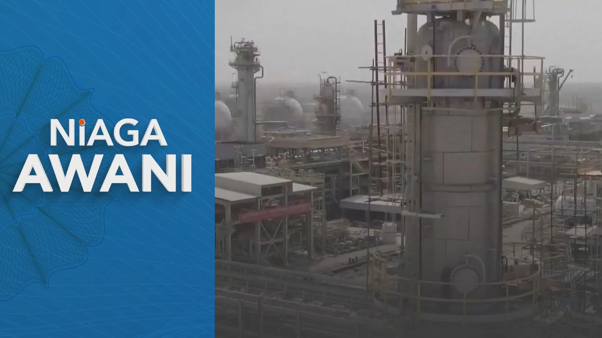 Oil settles down after choppy session as investors weigh Hormuz talks