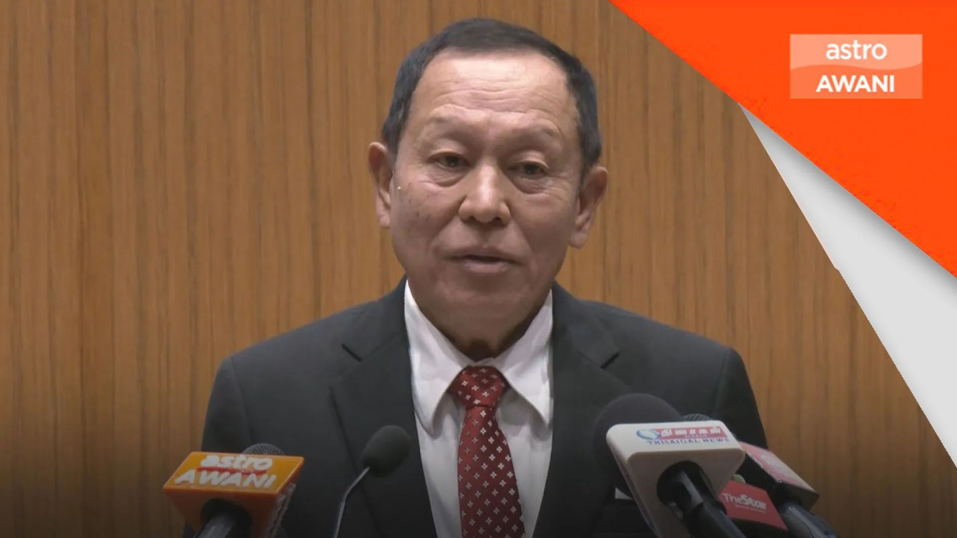 Bekas pengarah besar antara dua ditahan, bantu siasat kes jual tanah