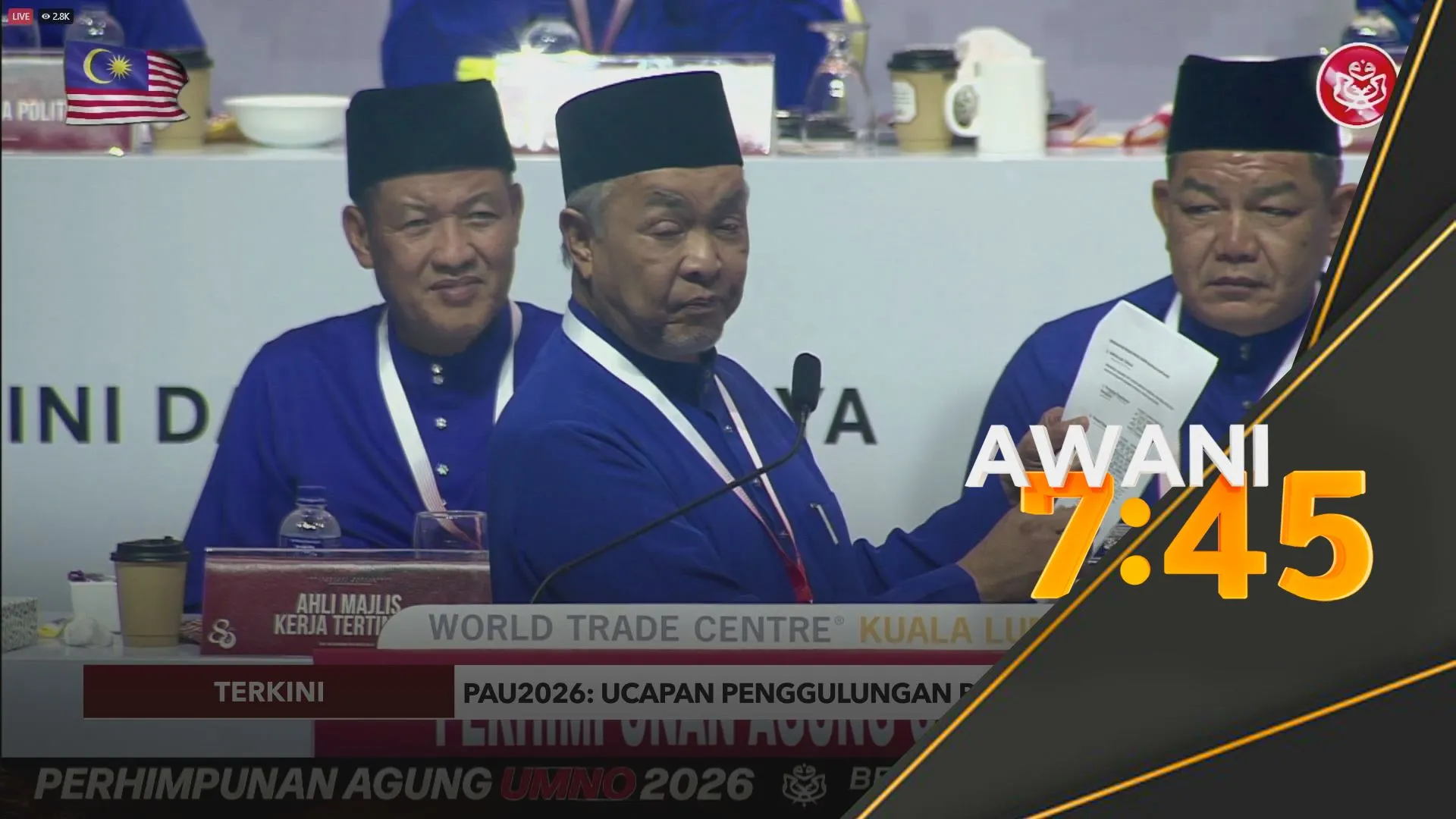 Ahmad Zahid bacakan perjanjian pembentukan Kerajaan Perpaduan