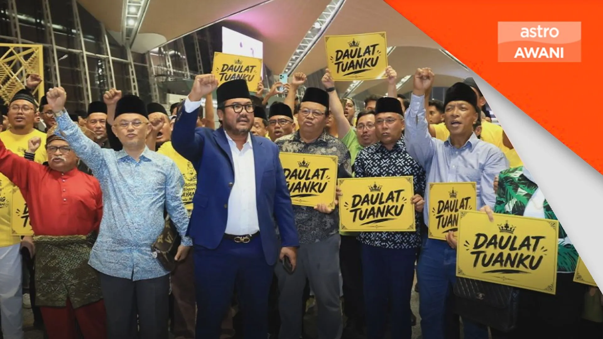 Tuanku Muhriz selamat tiba di tanah air