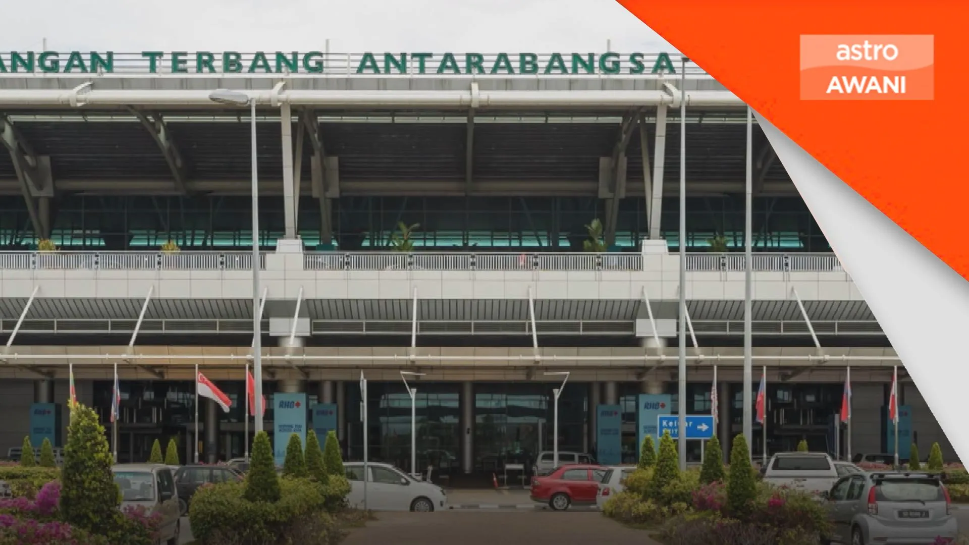Landasan KKIA dibuka semula pada 11.30 malam