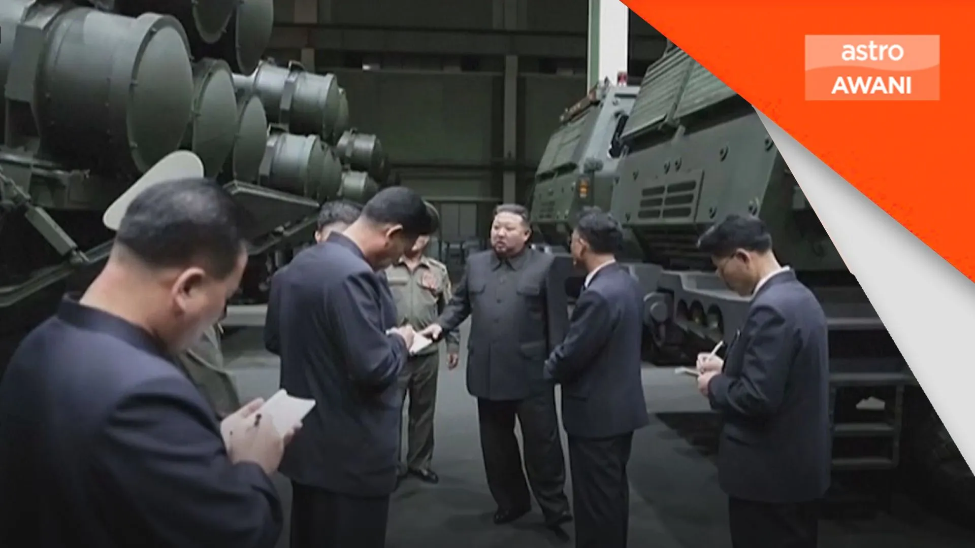 Kim Jong Un lawat kilang-kilang senjata - lapor KRT