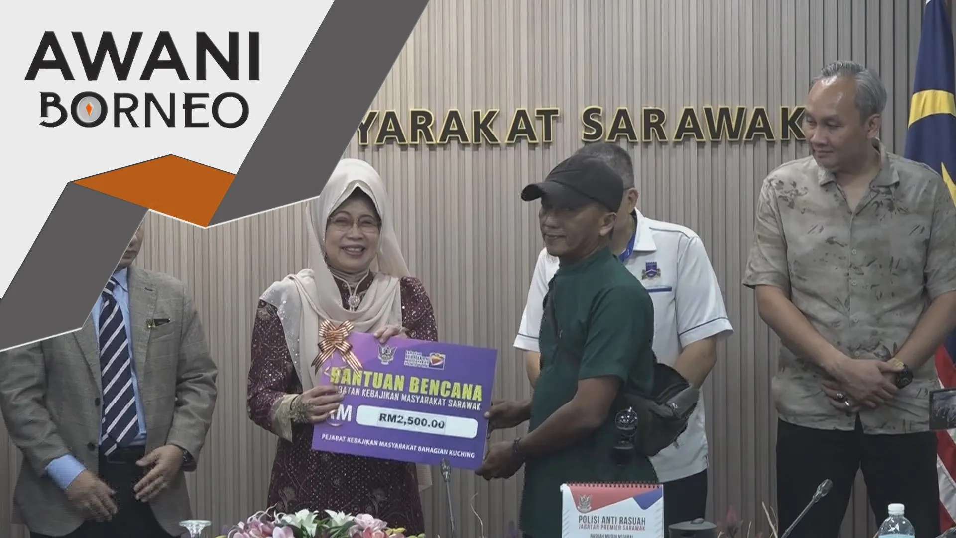 JKM salur bantuan kepada mangsa ribut di Kuching