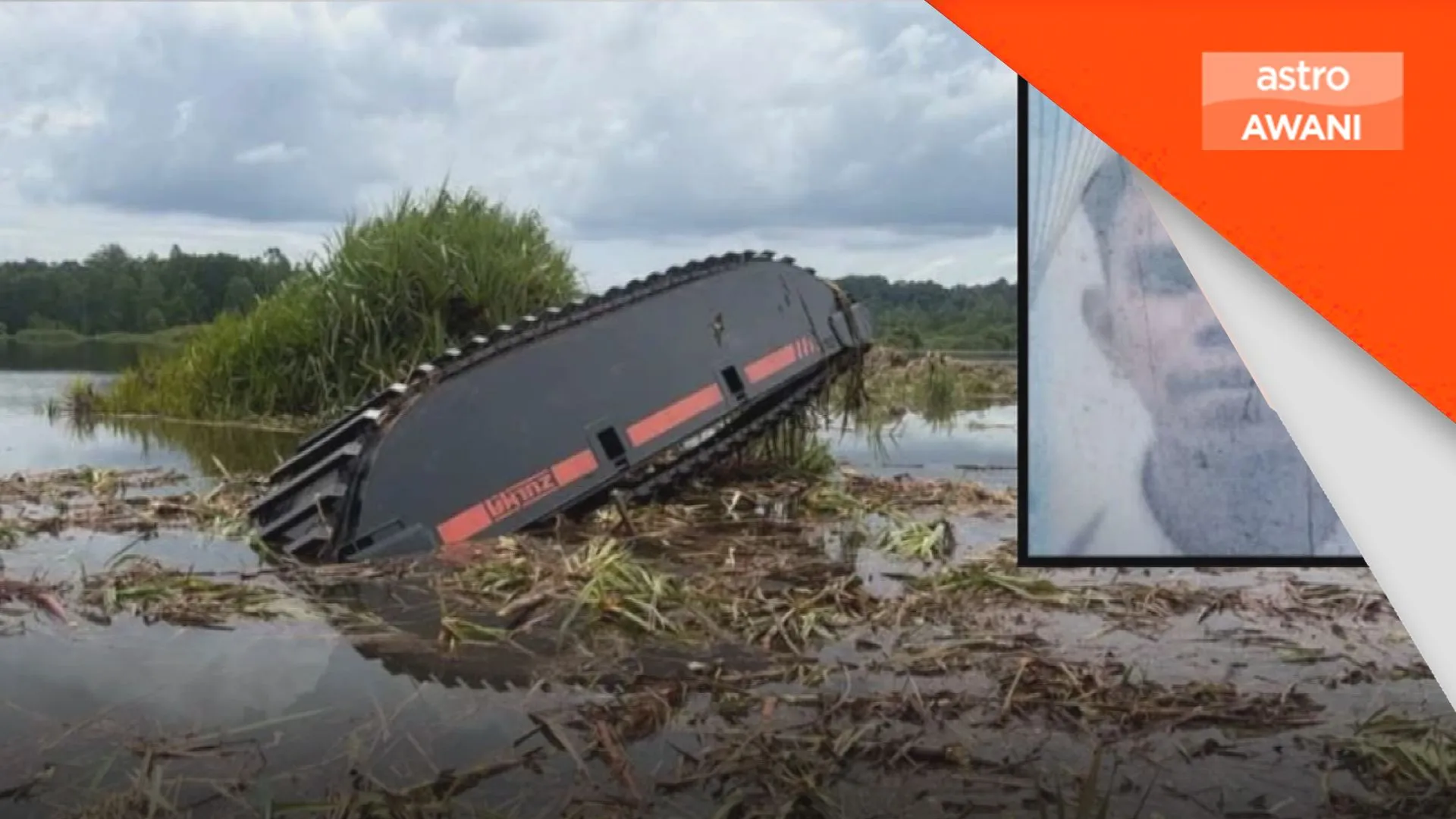 Pemandu jengkaut maut, jentera terbalik di Tasik Bera