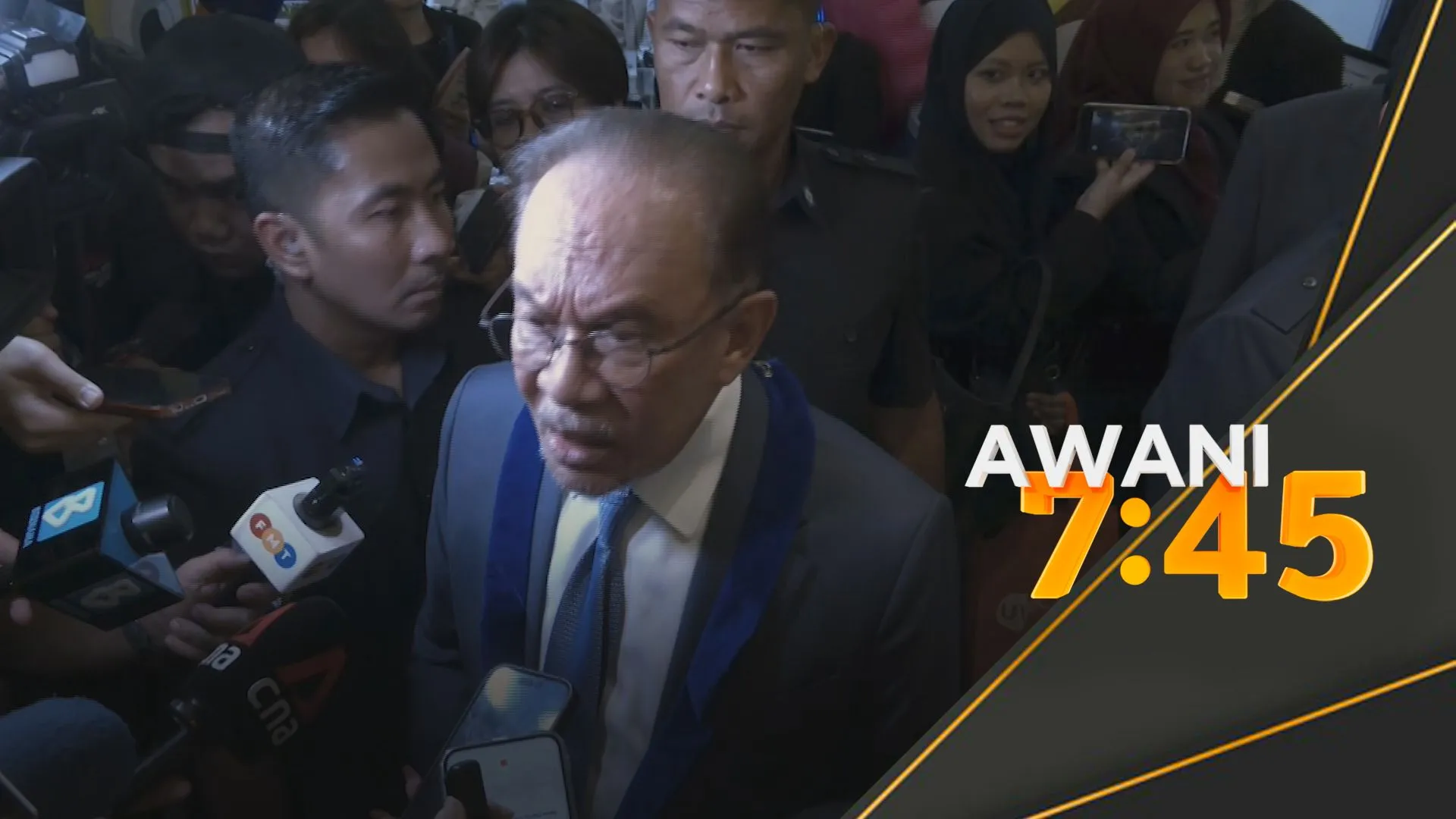Yang tak sakau, nak suruh letak jawatan?