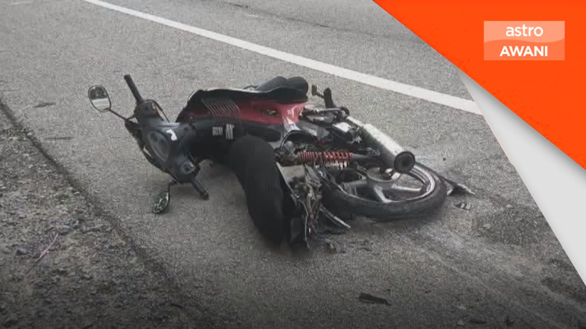 Dua beradik maut motosikal nahas dengan MPV di Arau