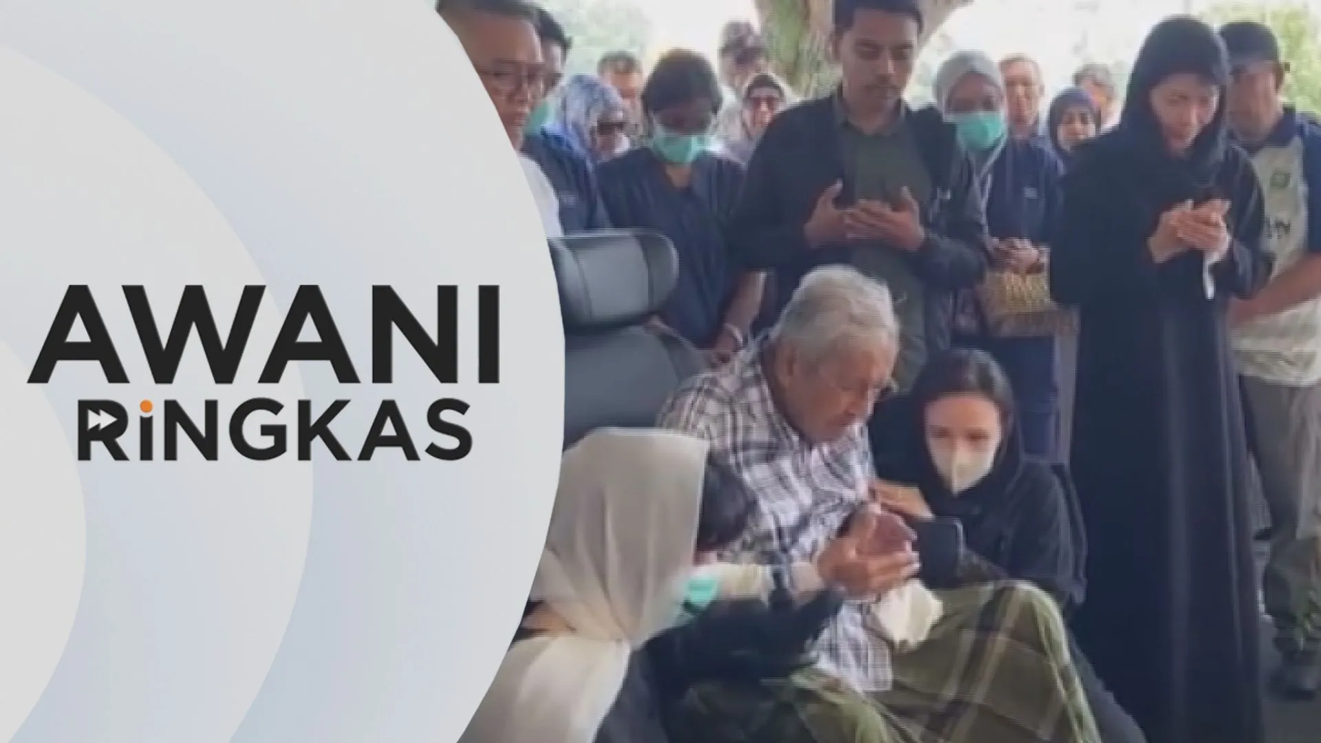 AWANI Ringkas: Ziarah pusara Tun Siti Hasmah