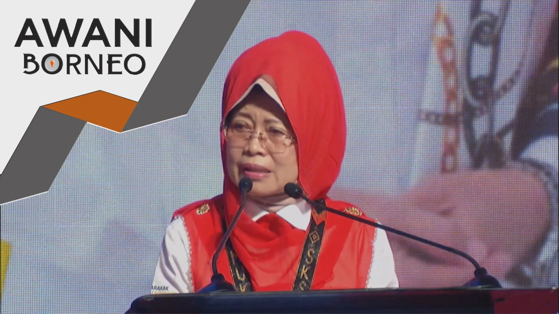Jangan berhenti dulu! Fatimah Pujuk Abang Johari