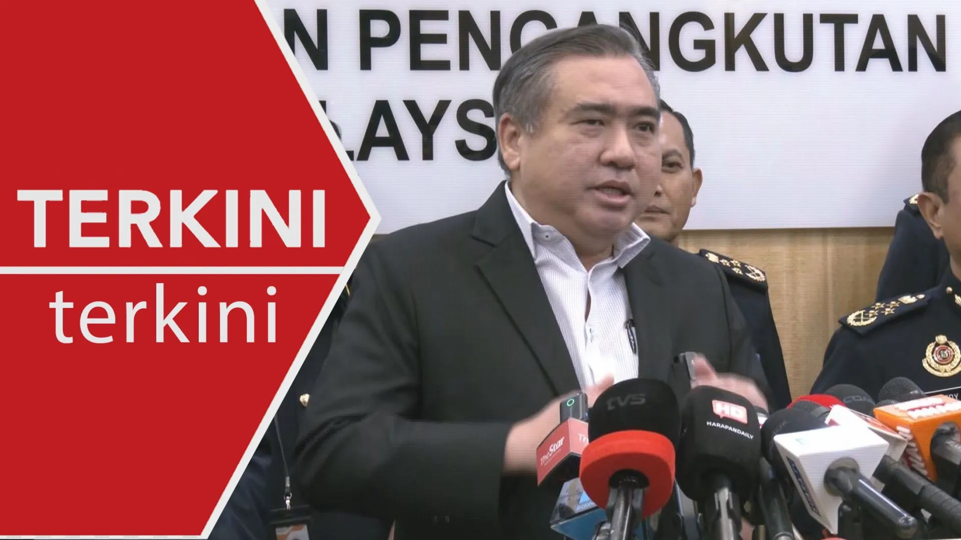 [TERKINI] Anthony Loke enggan ulas letak jawatan, minta fokus isu kementerian