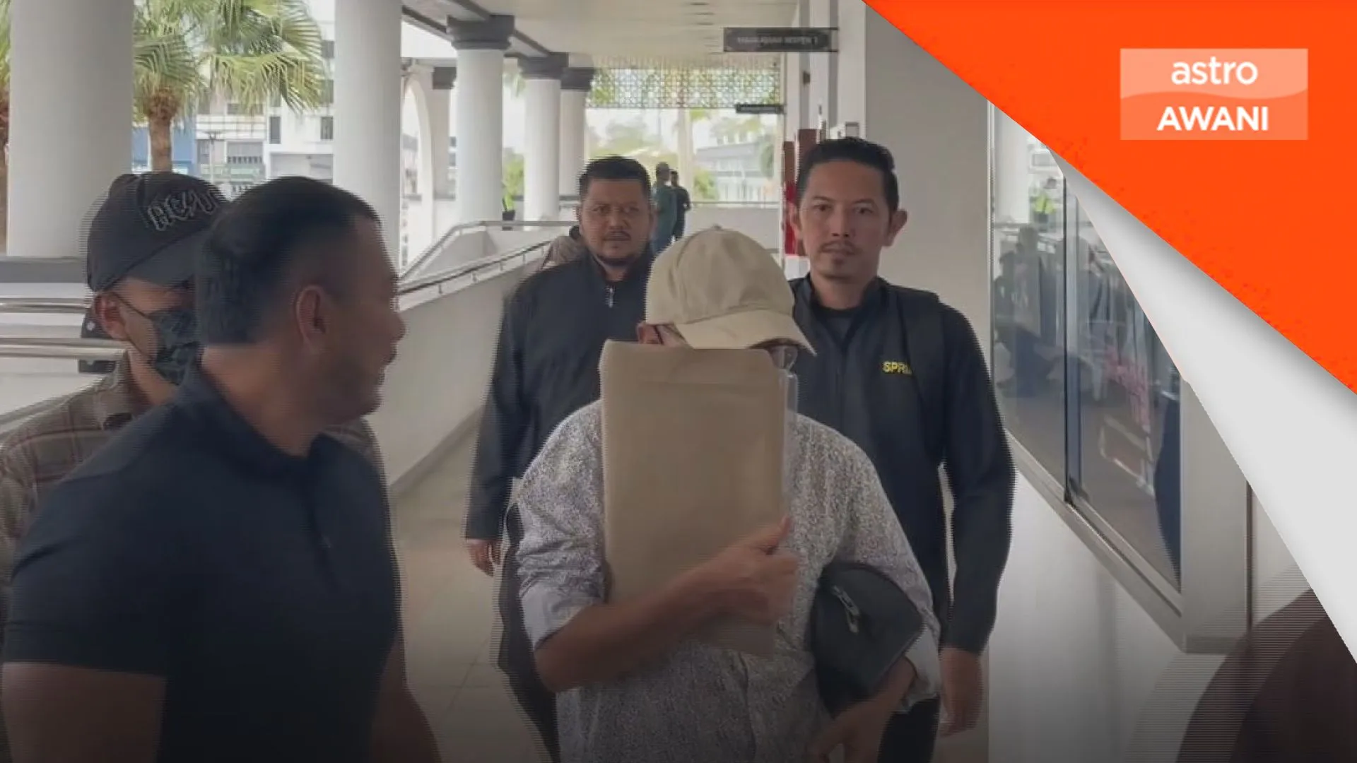 Pengarah, pengarah urusan syarikat didakwa palsukan dokumen tender bekal baja