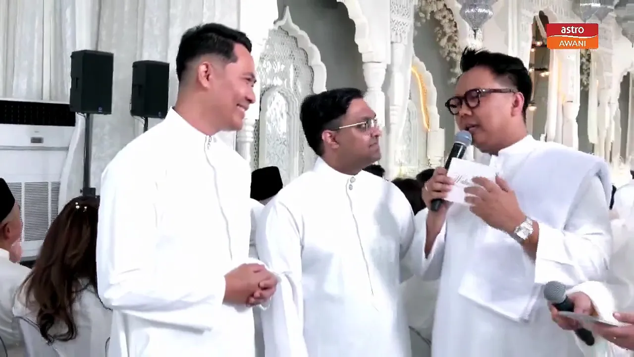 "Saya harap Bella banyak bersabar dengan Syed Saddiq.." - Dulang boy