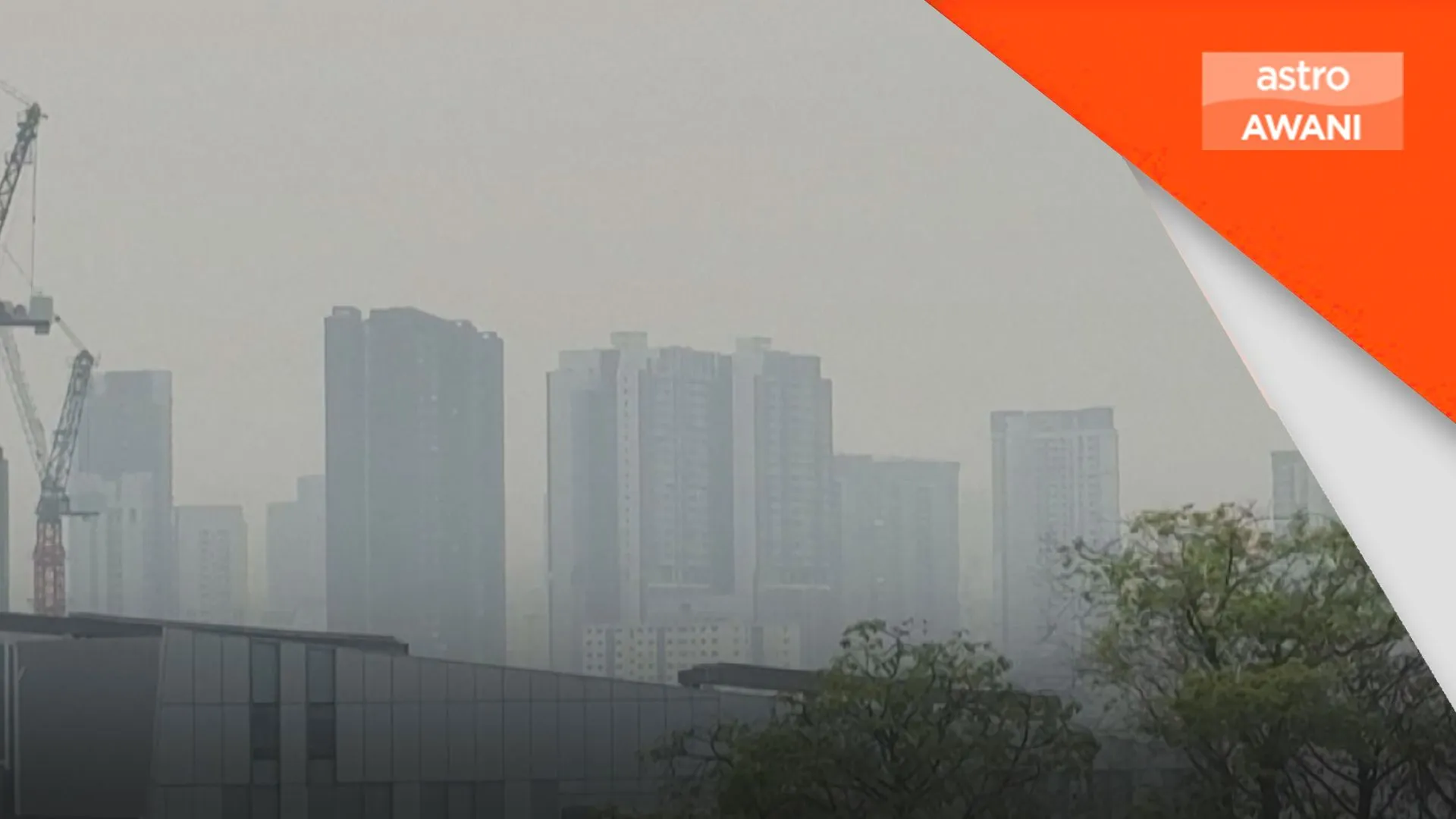 Jerebu selubungi Singapura, udara tidak sihat