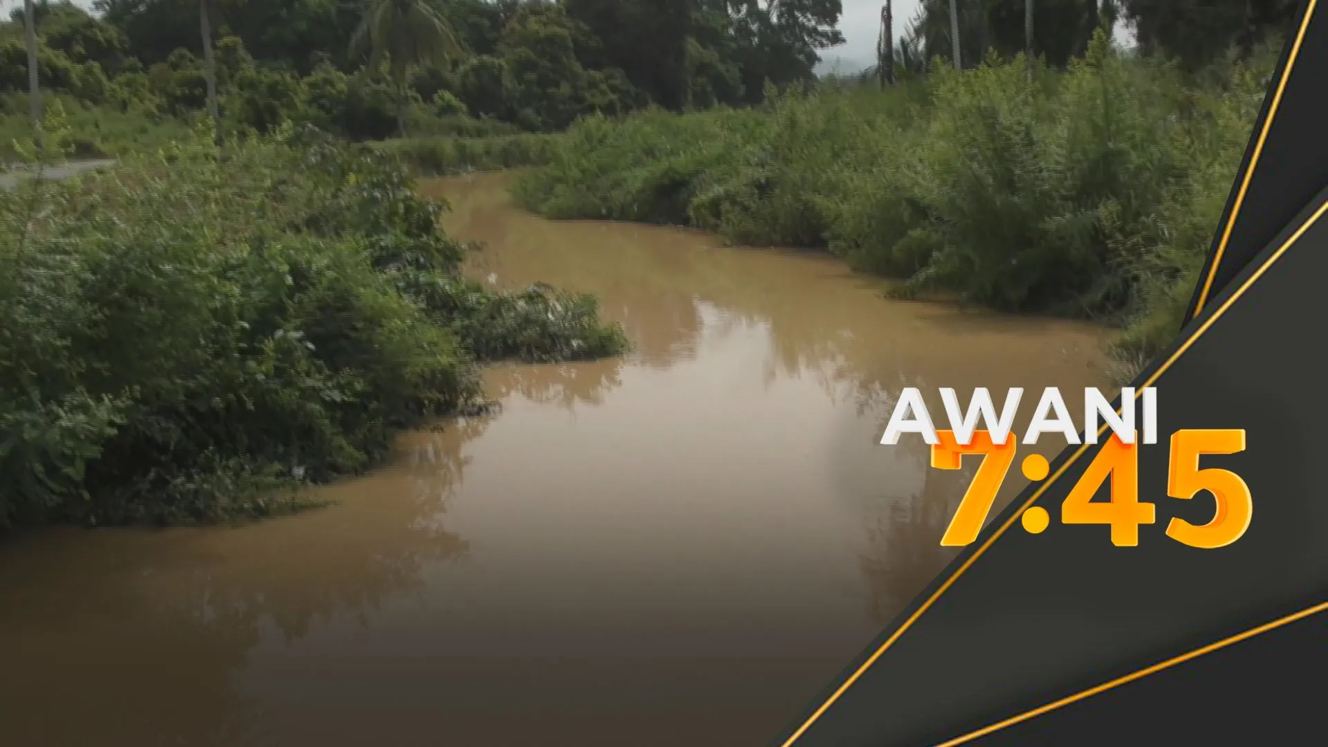 Banjir: Kediaman rosak, duit simpanan habis
