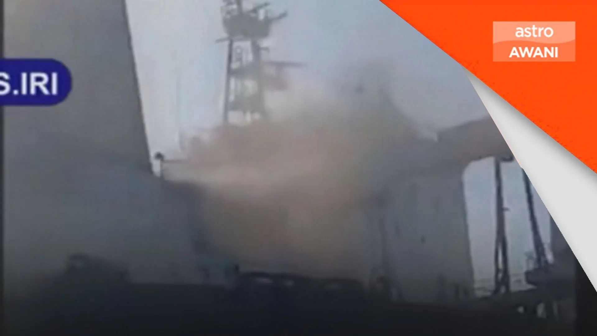Kapal tangki minyak keempat langgar periuk api, terbakar di Selat Hormuz